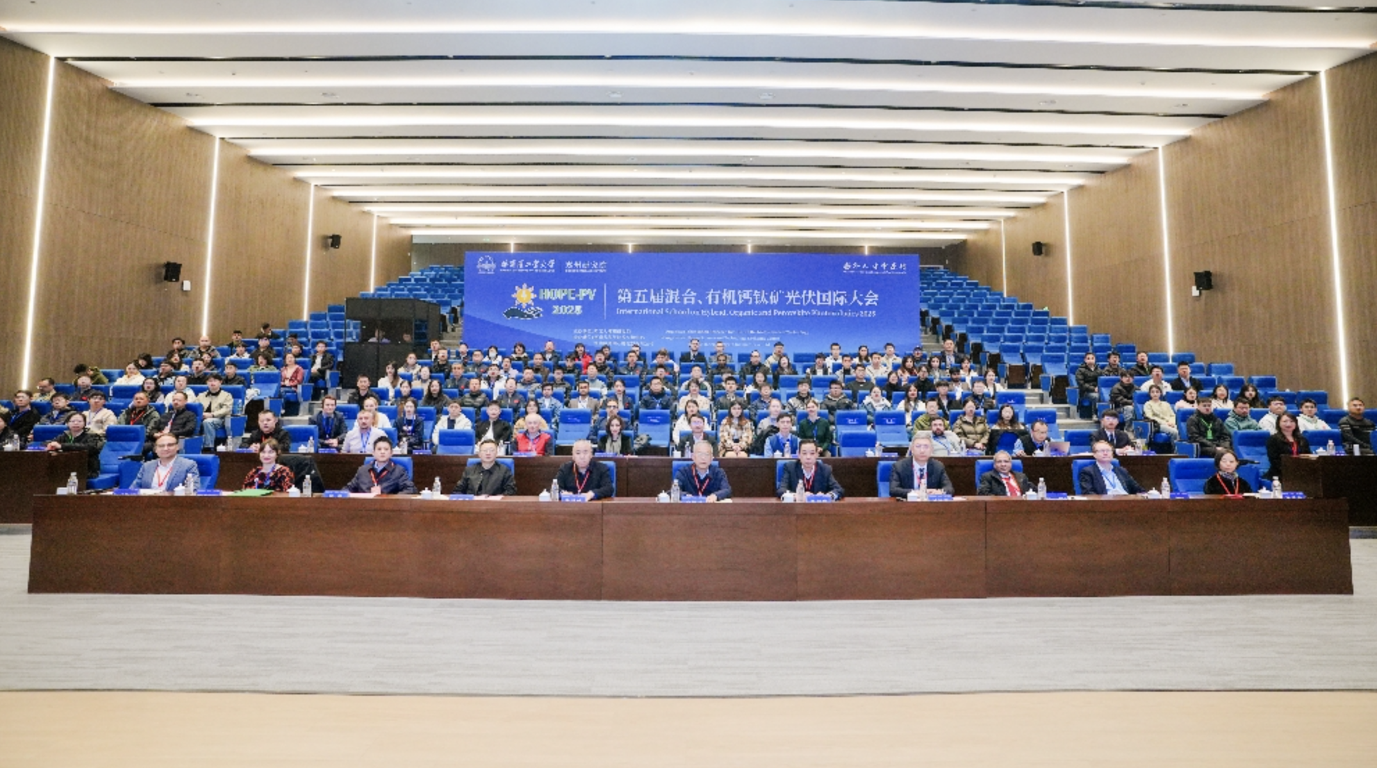 1763954007399490.png 1763954007399490.png